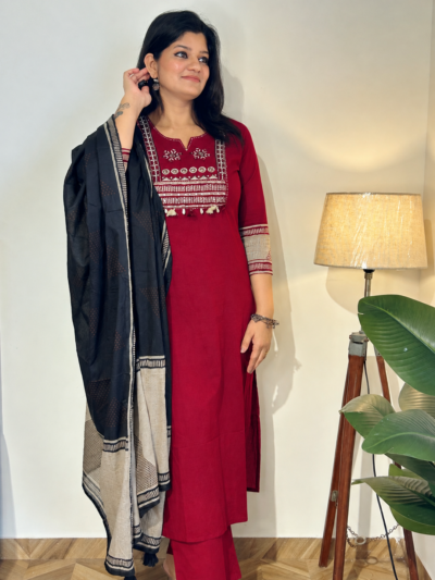Maroon premium cotton mirror work stright fit kurta set with contrast dupatta 5390a331 85f2 48e3 85f9 f41aecf1ee9a